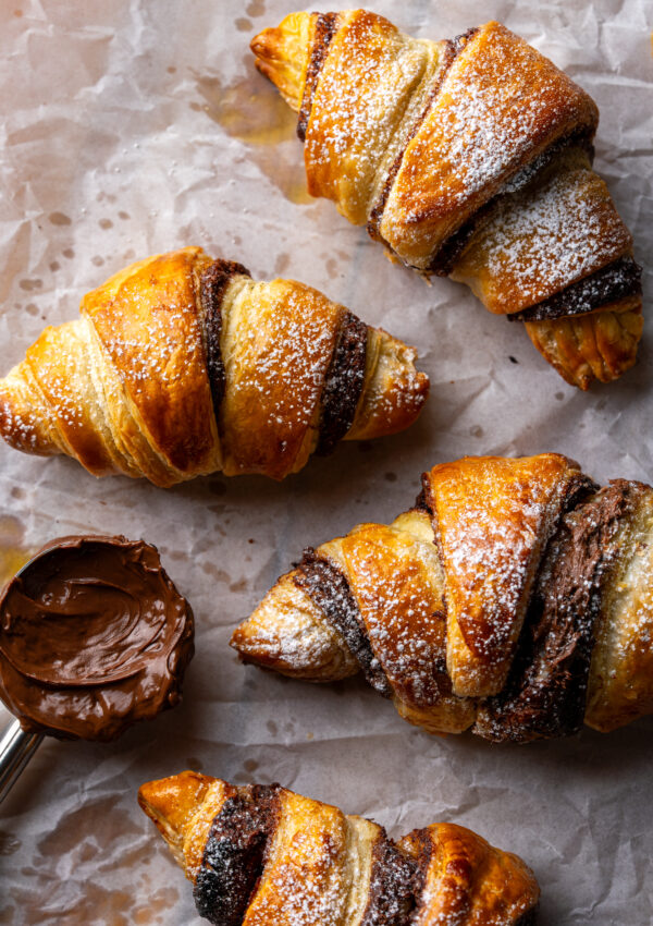 3-Ingredient Nutella Puff Pastry Croissants